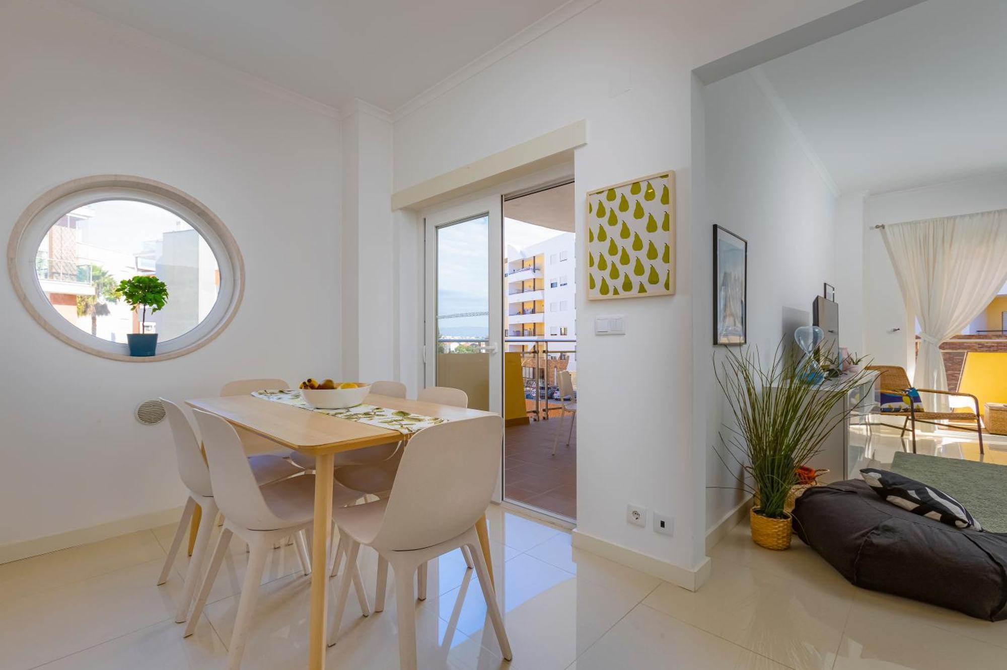 Charming 3 Bedroom Apartment Close To Historic Center-Лагуш Экстерьер фото